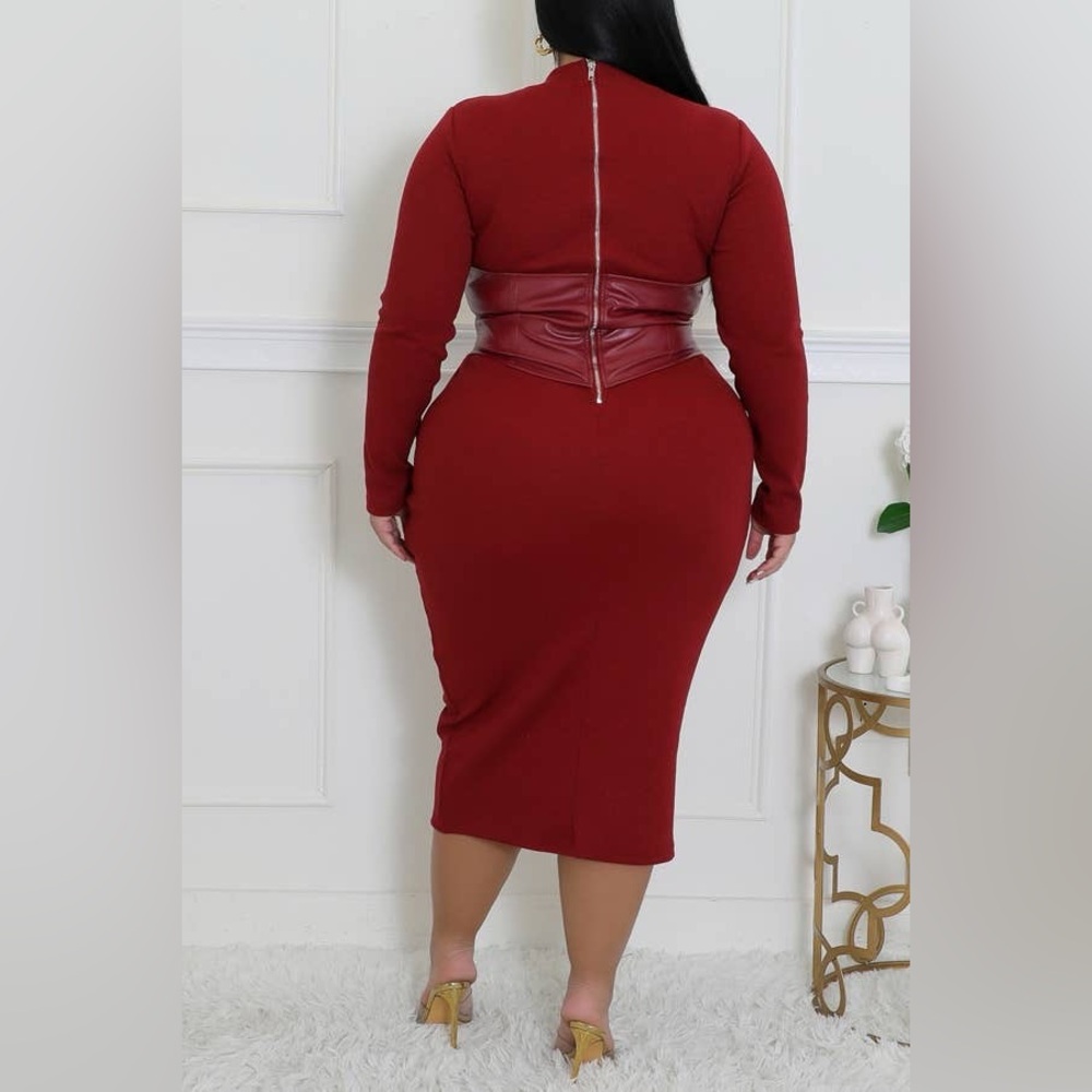 Snatched at the Waist Curvy Plus Size Midi Dress Faux Leather Corset Detail - Picture 3 of 4